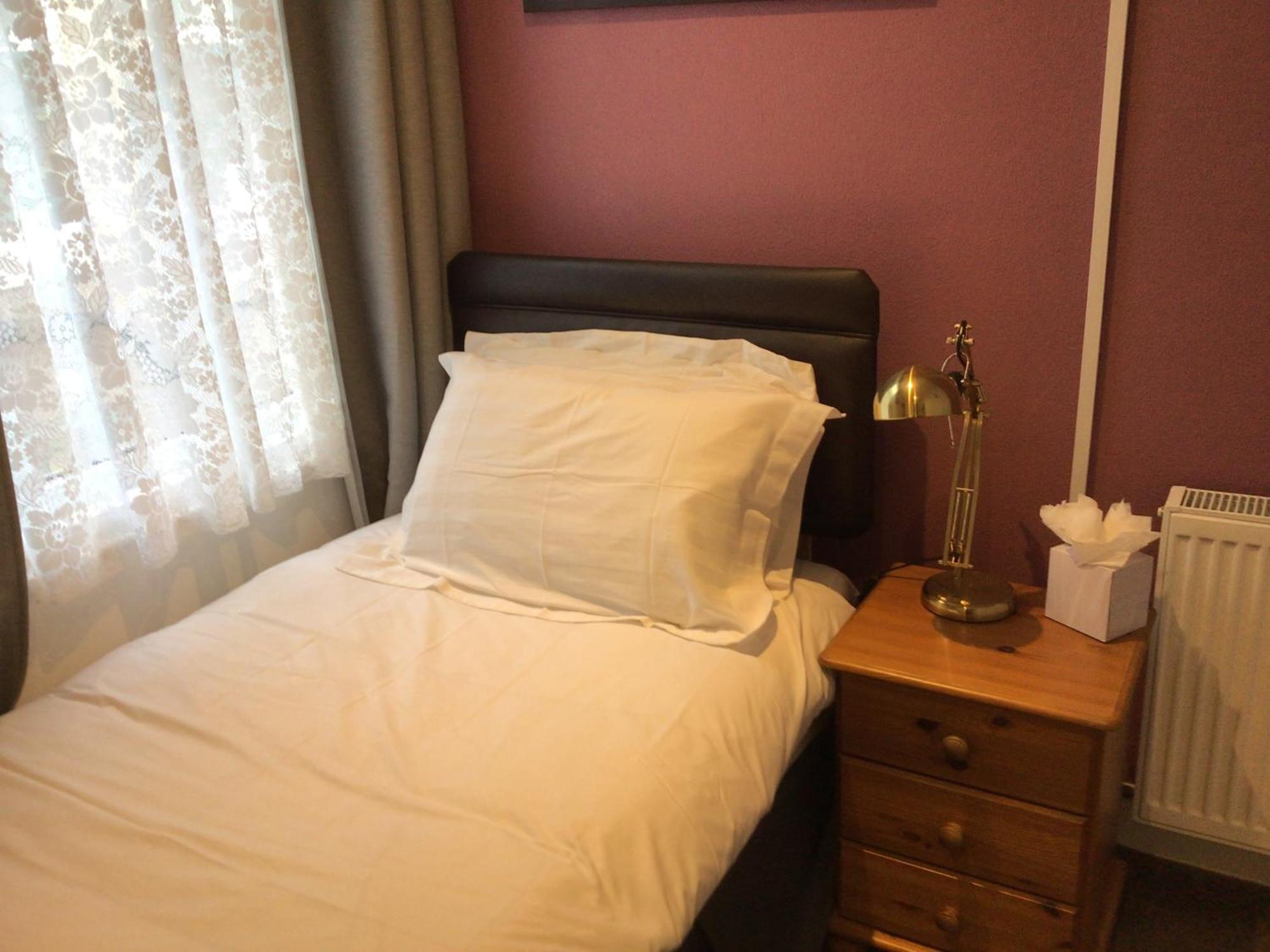 White Swallow Hotel — Photos 1